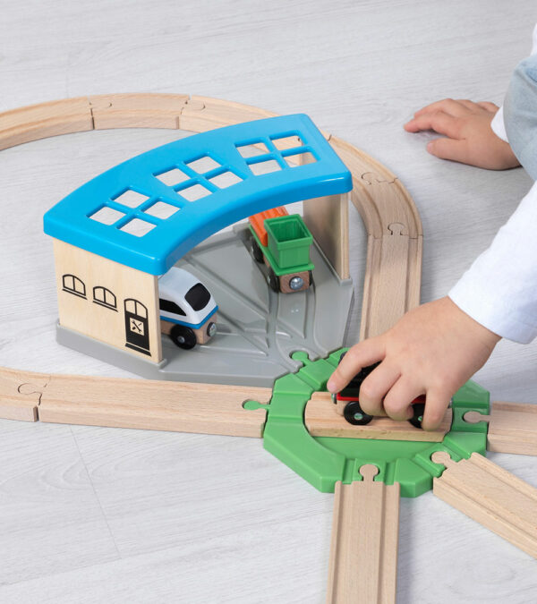 Railroad Station – Image 3